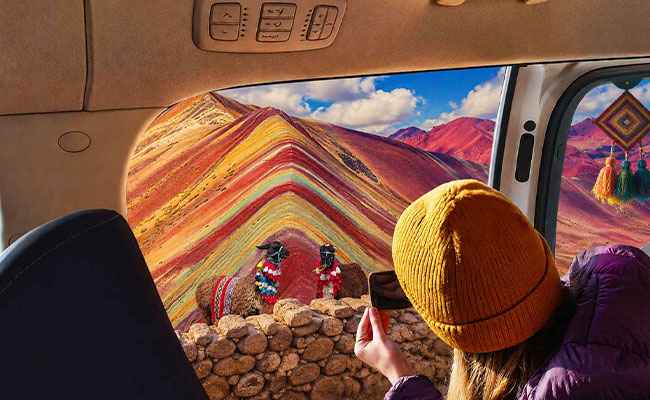 Private taxi to Rainbow Mountain Vinicunca Peru